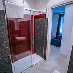 De Luca 6 Apartments